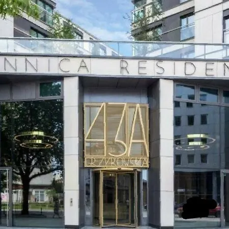 Apartment Mennica Warschau